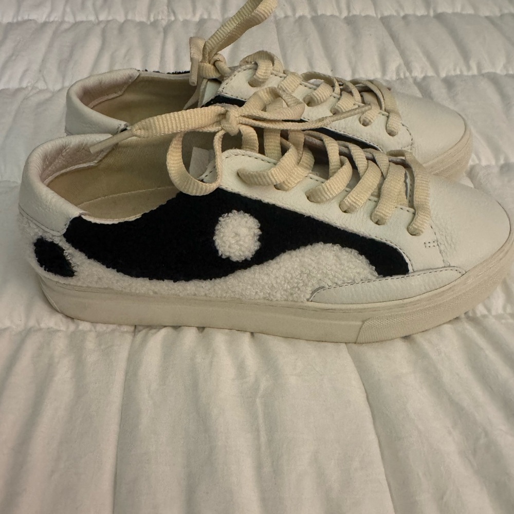 Soludo Yin Yang Terry Platform Sneakers in Black and White - Picture 4 of 8